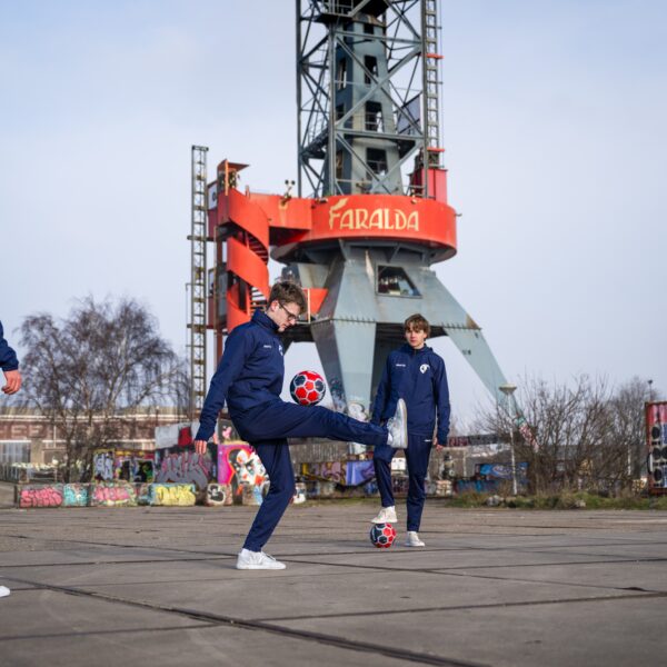 Jonathan van Rijsbergen geeft een theatershow voor StreetSkills