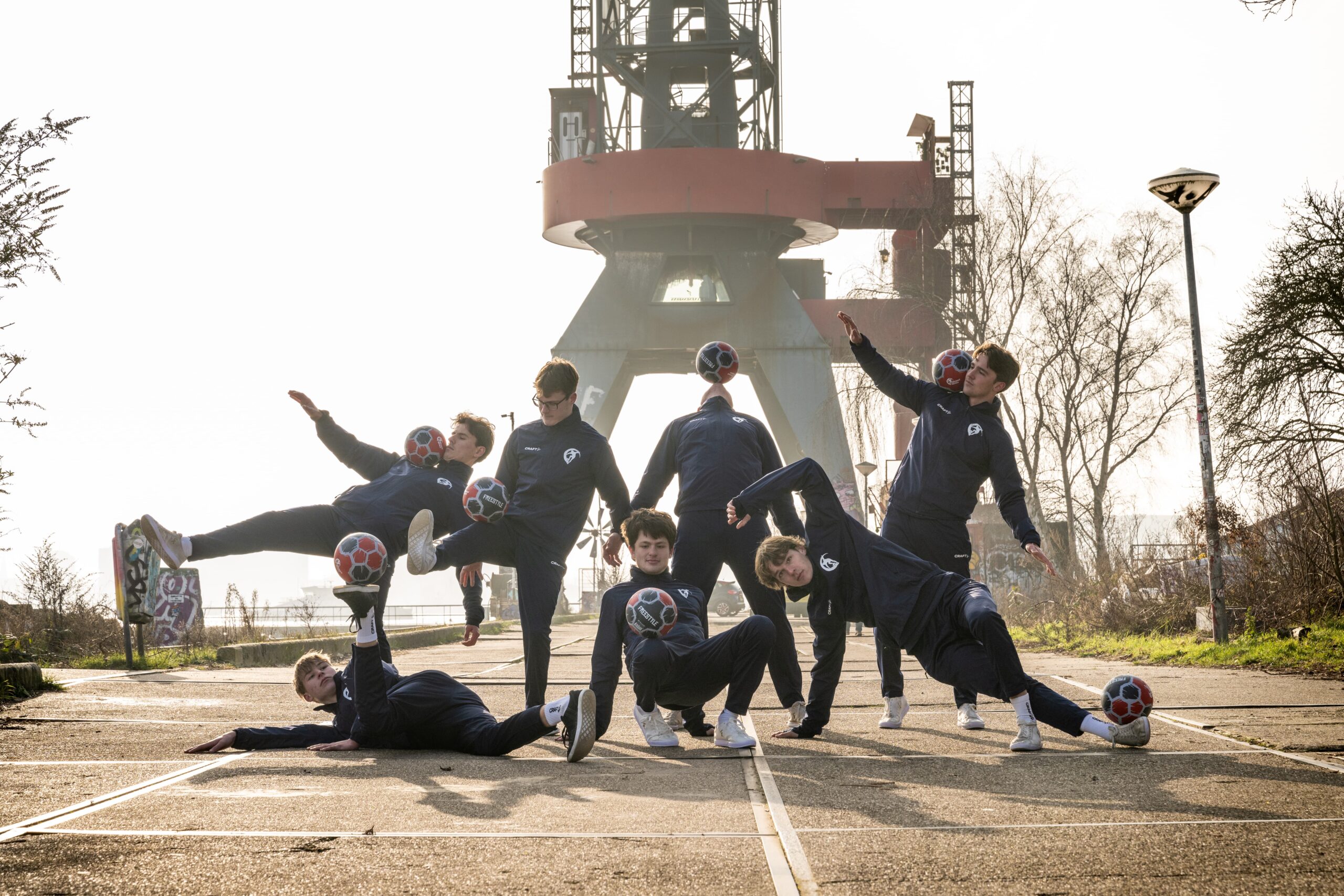 Spectaculaire freestyle voetbal show van StreetSkills tijdens een evenement of bedrijfsfeestsportvereniging